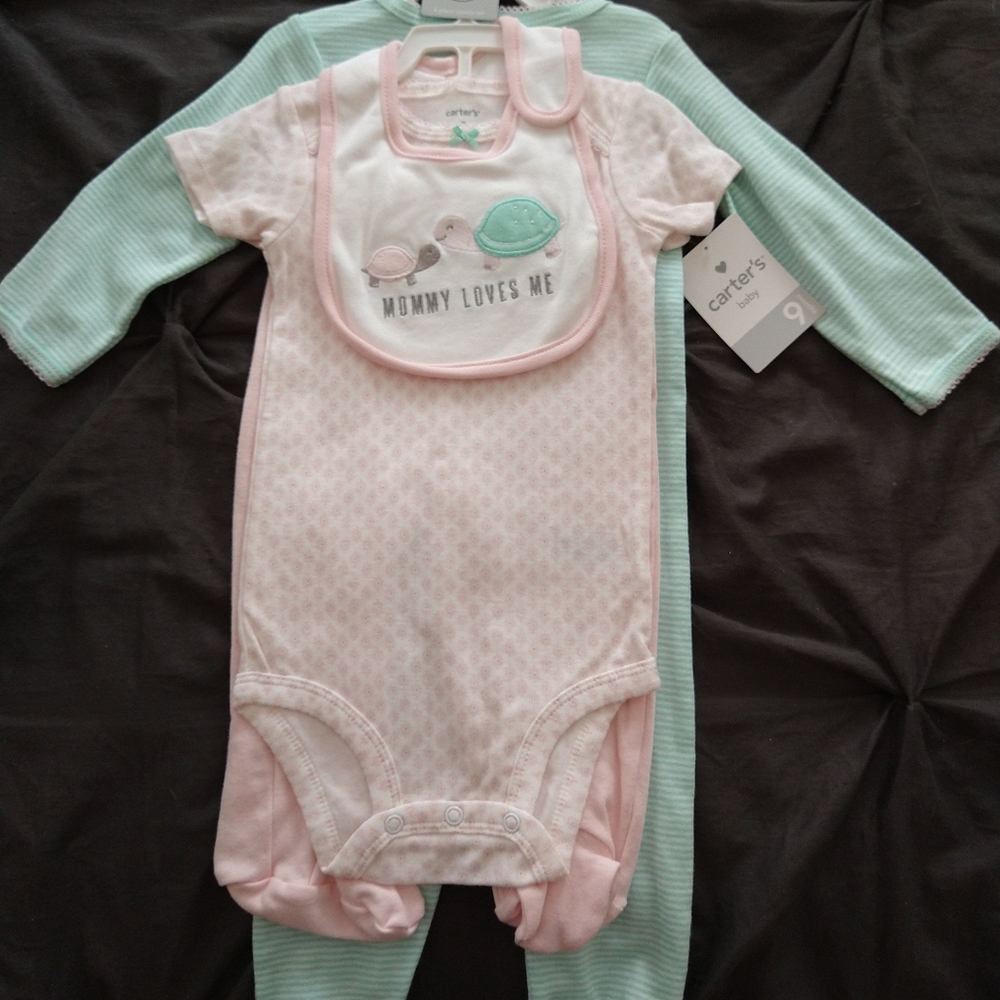 Girl's onsie set